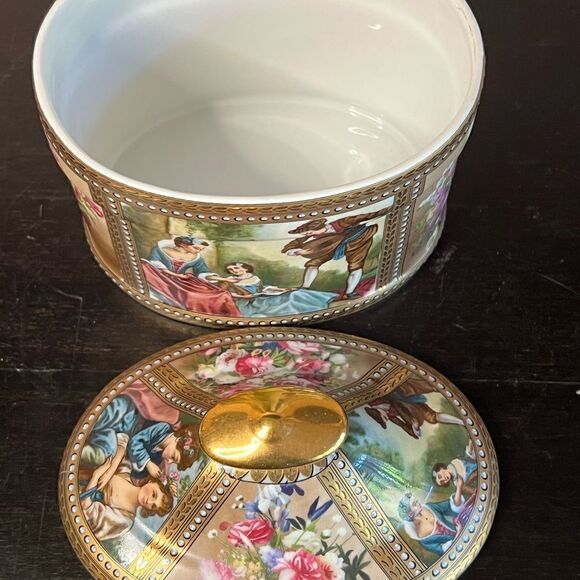 Limoges France vintage hand painted lidded jar - Picture 12 of 12